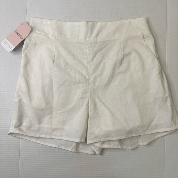 Crescent Pants - Crescent Beautiful Forty-Five Percent Linen White Shorts